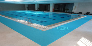 浴室泳池防滑地垫的清洗方法及去异味的方法