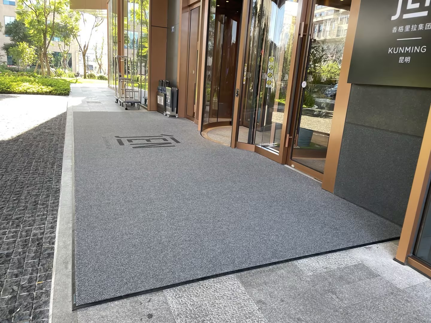 昆明香格里拉jen酒店-楼梯防滑